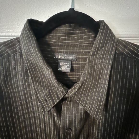J. Ferrar Men’s Short Sleeve Button Shirt - Picture 3 of 3